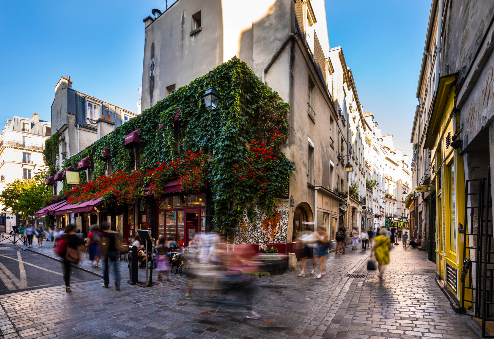 Newmark | RETAIL LAB - Le marché des commerces en France